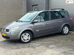 Renault Grand Scénic - 2.0-16V Automaat