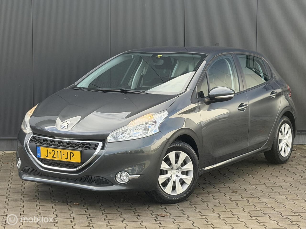 Peugeot 208 - 1.2 82PK Blue Lease | CRUISE | AIRCO | PDC | - AutoWereld.nl