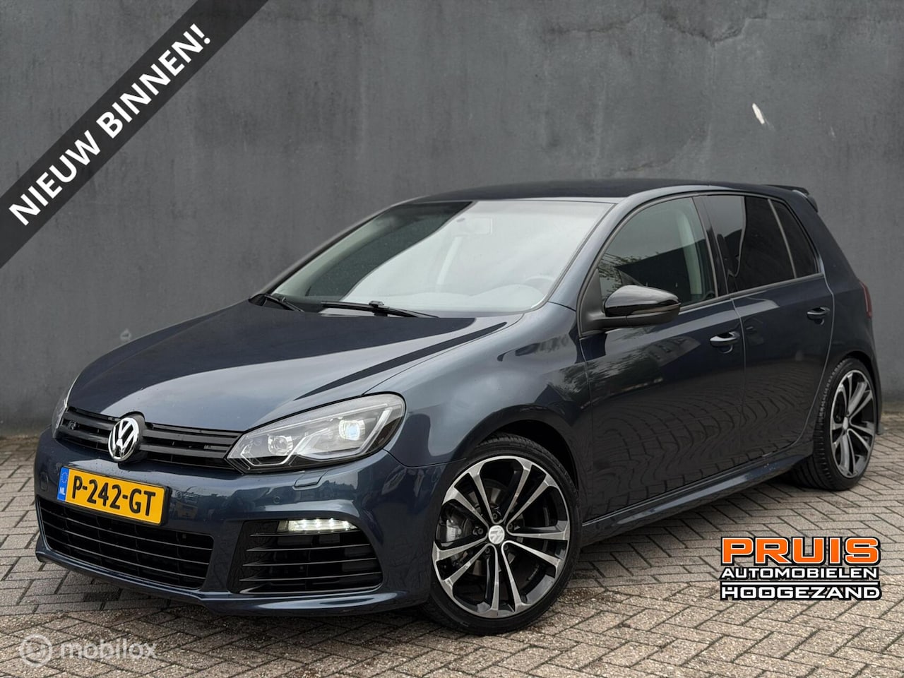 Volkswagen Golf - 1.4 R-Line -LED-R20- Apk (03-2027) *INRUIL MOGELIJK* - AutoWereld.nl