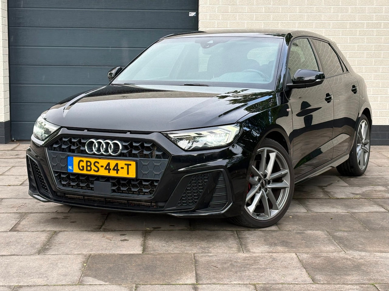 Audi A1 Sportback - 40 TFSI S Line Edition One 3x S-Line | Cam | Keyless | Sfeerverlichting - AutoWereld.nl