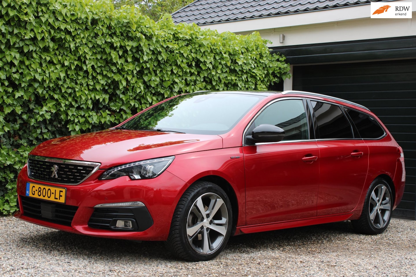 Peugeot 308 SW - 1.2 PureTech GT-line | Automaat | Carplay | Panoramadak | Xenon - AutoWereld.nl