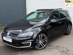 Volkswagen Golf - 1.4 TSI GTE PANORAMADAK/KEYLES/LEDER/CAMERA/LED