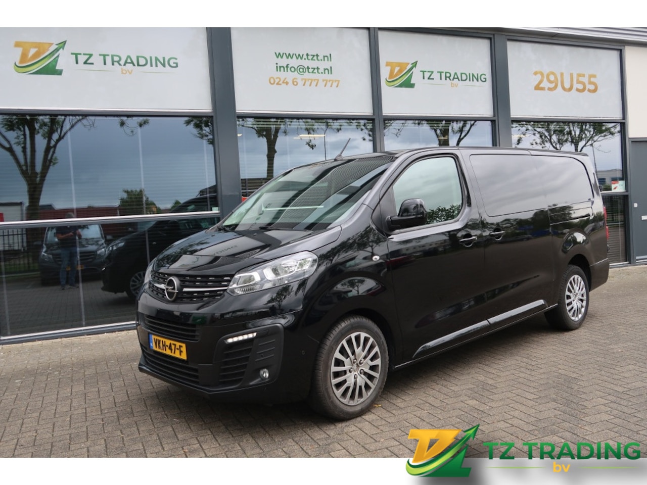 Opel Vivaro - 2.0 CDTI 150 pk L3H1 Dubbel Cabine Edition - AutoWereld.nl