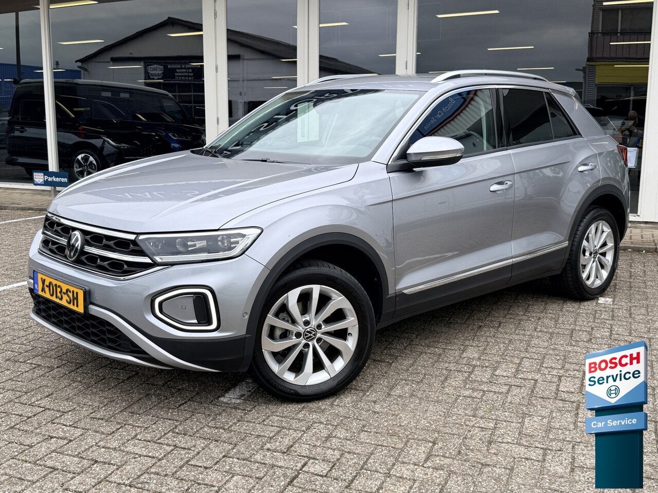 Volkswagen T-Roc - 1.5 TSI Style | Automaat | LED | Keyless | Adapt. Cruise | Apple/Android | PDC v+a incl Ca - AutoWereld.nl
