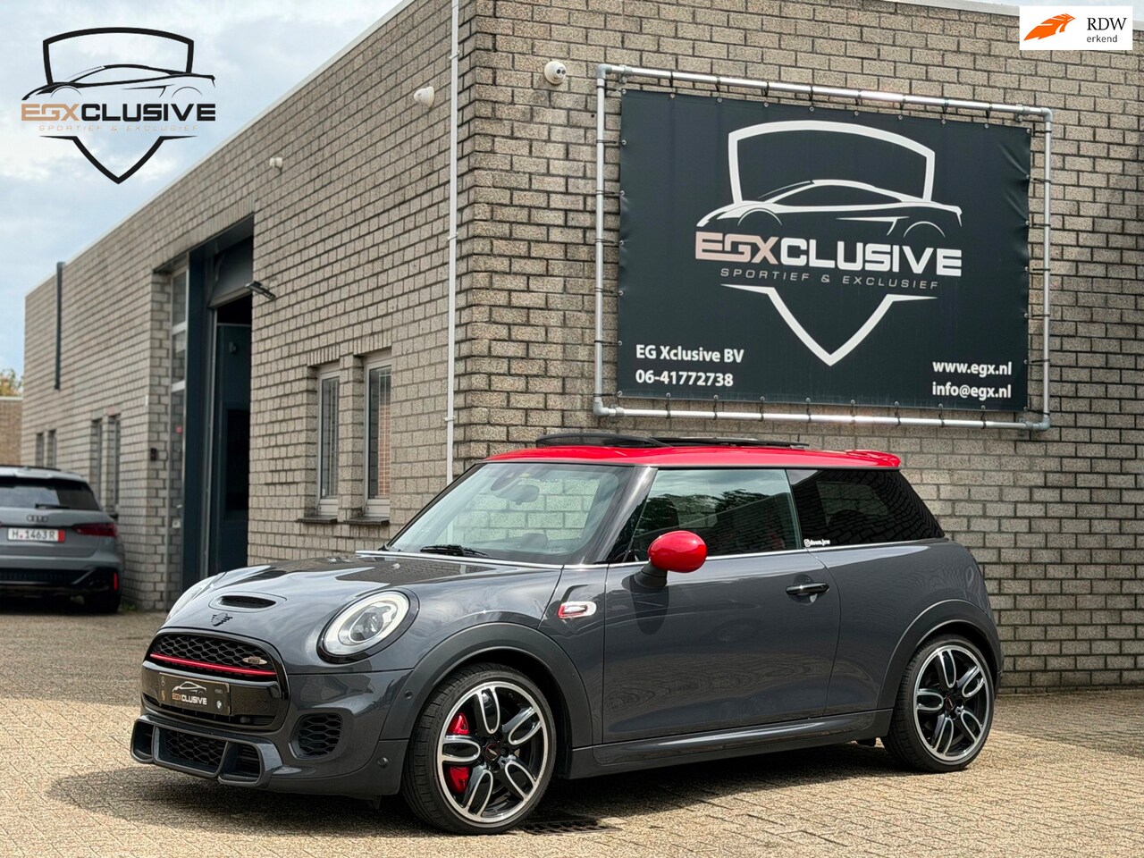 MINI John Cooper Works - 2.0 | 310PK | CARBON | HUD | H&K | PANO | CAMERA - AutoWereld.nl