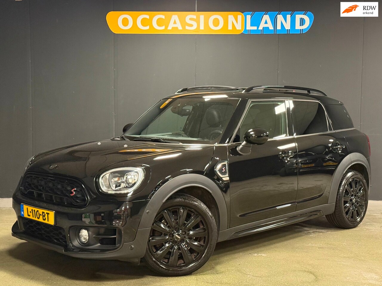 MINI Countryman - Mini 2.0 Cooper S Knightsbridge Edition|PANO|KEYLESS|HUD|LED|LEDER|MEMORY|CRUISE|STOELV|HA - AutoWereld.nl