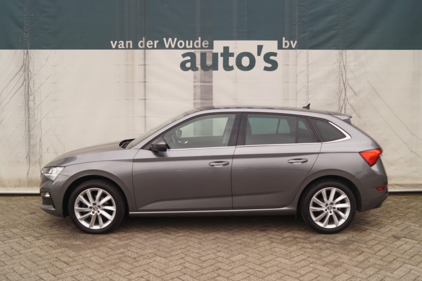 Skoda Scala - 1.0 TSI 110pk Business Edition Clever -NAVI-ECC-CAM-ACC- - AutoWereld.nl