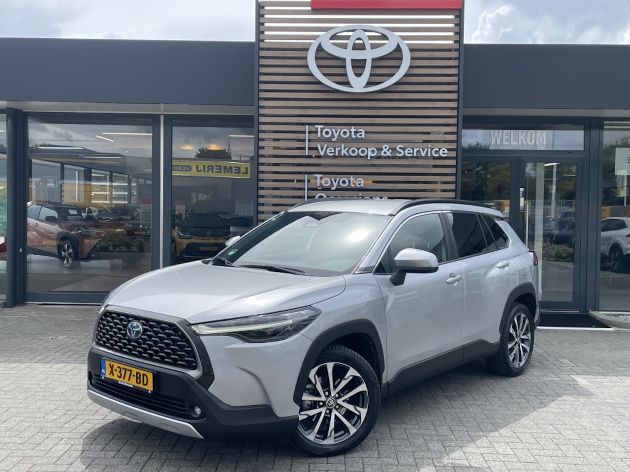 Toyota Corolla Cross - Hybrid 140 Dynamic | Trekhaak - AutoWereld.nl
