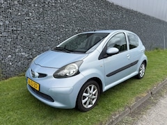 Toyota Aygo - 1.0-12V +