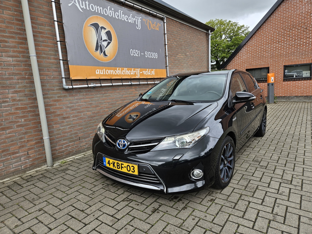 Toyota Auris - 1.8 Hybrid Lease Pro 1.8 Hybrid Lease Pro - AutoWereld.nl
