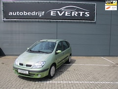 Renault Scénic - 1.6-16V RXE 92262 Km Nap met Apk 28-05-2027 buitenzijde geen mooie lak rijd perfect nu sch