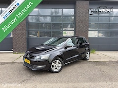 Volkswagen Polo - 1.2 Style Carplay Stoelverwarming Navigatie