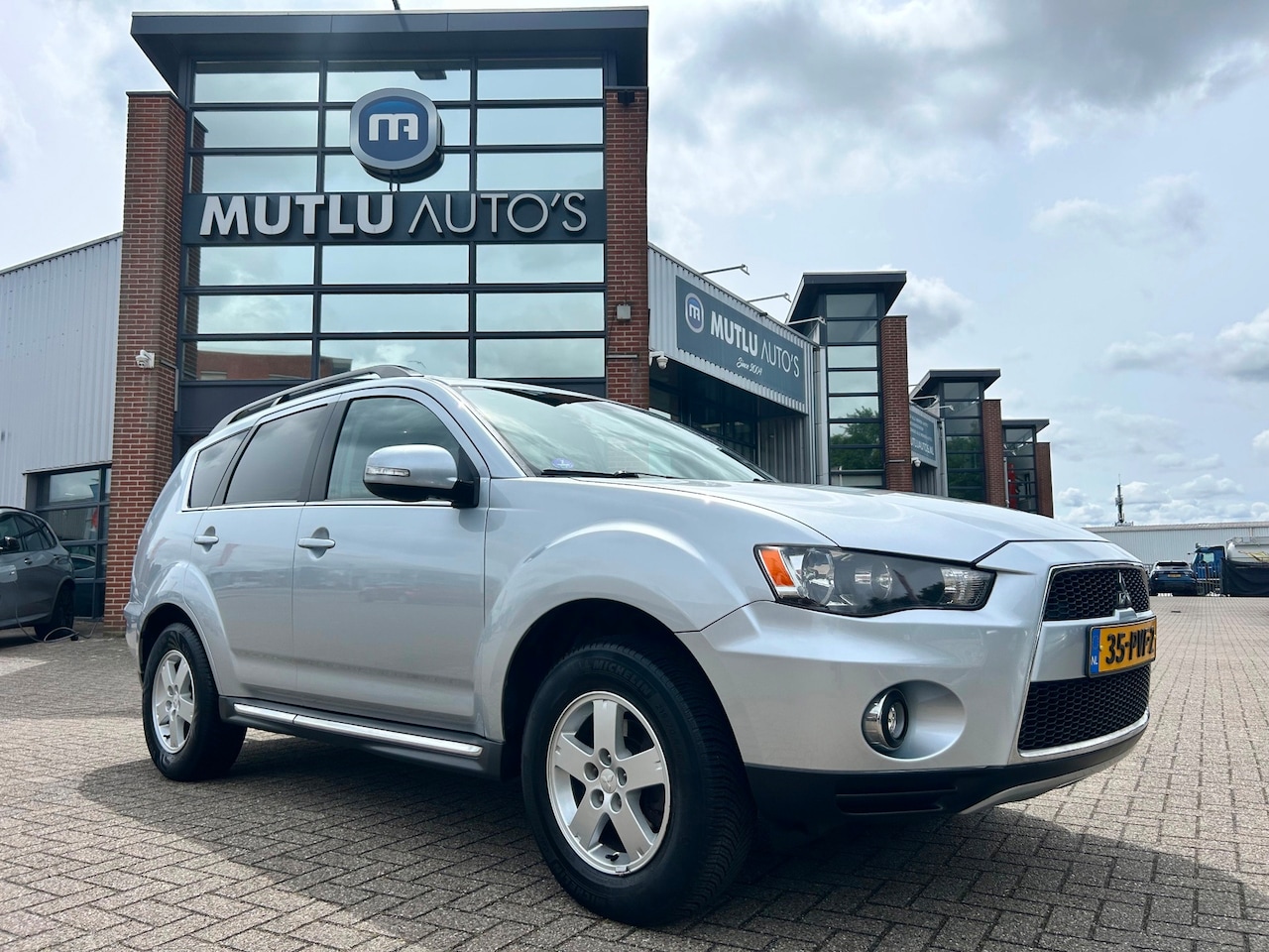 Mitsubishi Outlander - 2.0 Intro Edition Airco NAP APK - AutoWereld.nl