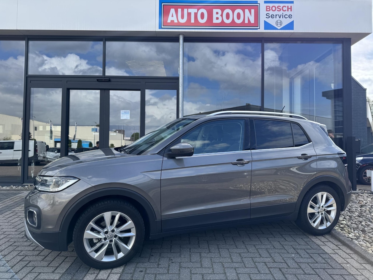 Volkswagen T-Cross - 1.0 TSI 116PK STYLE 7-DSG AUTOMAAT NAVI/LED/P-CAM/ APPCARPLAY/CLIMA/2XPDC/LMV/SPORTZETELS/ - AutoWereld.nl