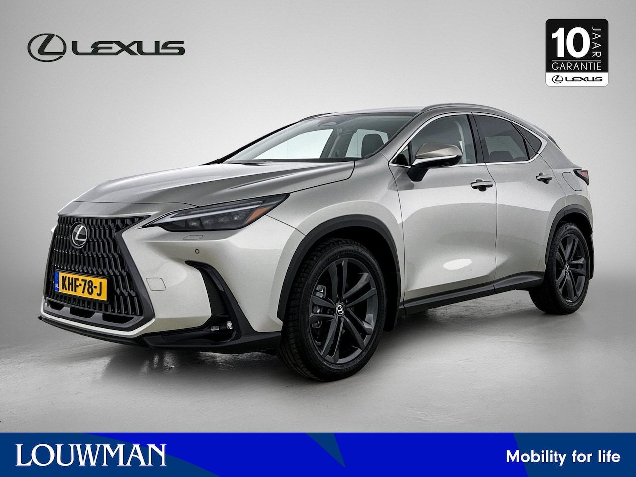 Lexus NX - 450h+ AWD Executive Line | Head-up | BLS | Trekhaak | PDC | - AutoWereld.nl
