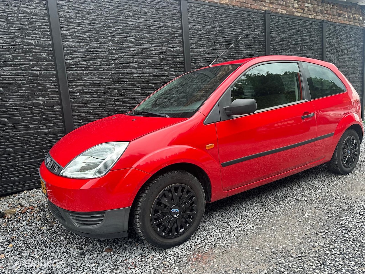 Ford Fiesta - V 1.3 Champion 3-Deurs 130179 KM NAP - AutoWereld.nl