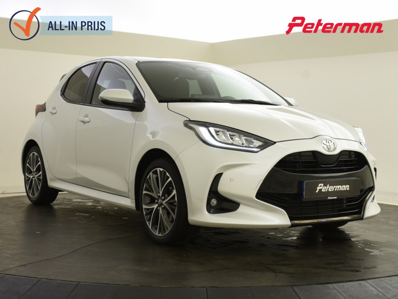 Toyota Yaris - 1.5 Hybrid 130 Executive | JBL | PDC V+A | Head Up - AutoWereld.nl