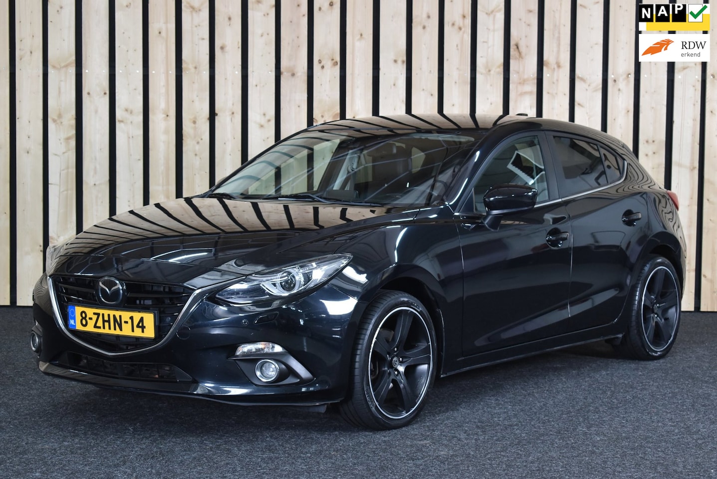 Mazda 3 - 2.0 HP GT-M Trekhaak 2e eig. Navi Clima Cruise Leer PDC 18" Nwe APK - AutoWereld.nl