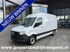 Mercedes-Benz Sprinter - 315 CDI L2 H2 RWD Pro MBUX / Trekhaak / Camera / Cruise control / Airco / 270 Graden achte