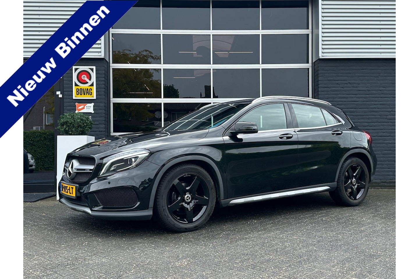 Mercedes-Benz GLA-Klasse - 200 Prestige AMG, Automaat, Bluetooth, Cruise, Navi, PDC, Stoelverwarming - AutoWereld.nl