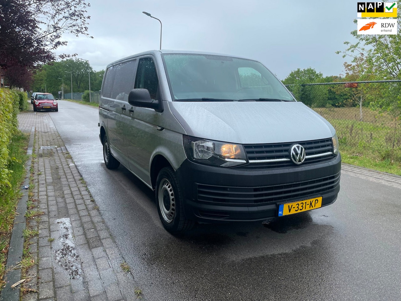 Volkswagen Transporter - 2.0 TDI L1H2 Comfortline T6 [ Euro 6 ] - AutoWereld.nl