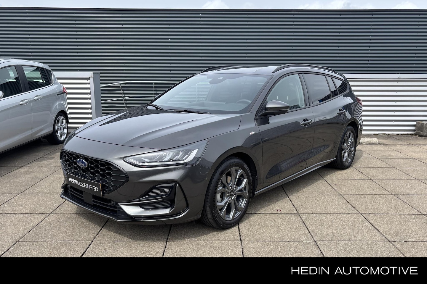 Ford Focus Wagon - 1.0 EcoBoost Hybrid ST Line | Winter Pack - AutoWereld.nl