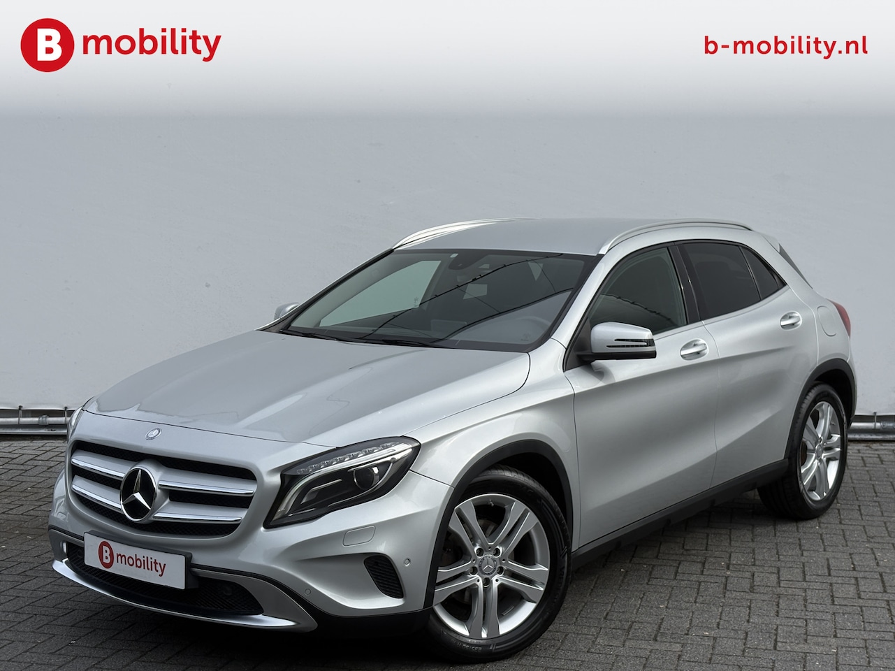 Mercedes-Benz GLA-Klasse - 200 AMG Edition Trekhaak 1400kg Achteruitrijcamera | Cruise Control | Navigatie | Bluetoot - AutoWereld.nl