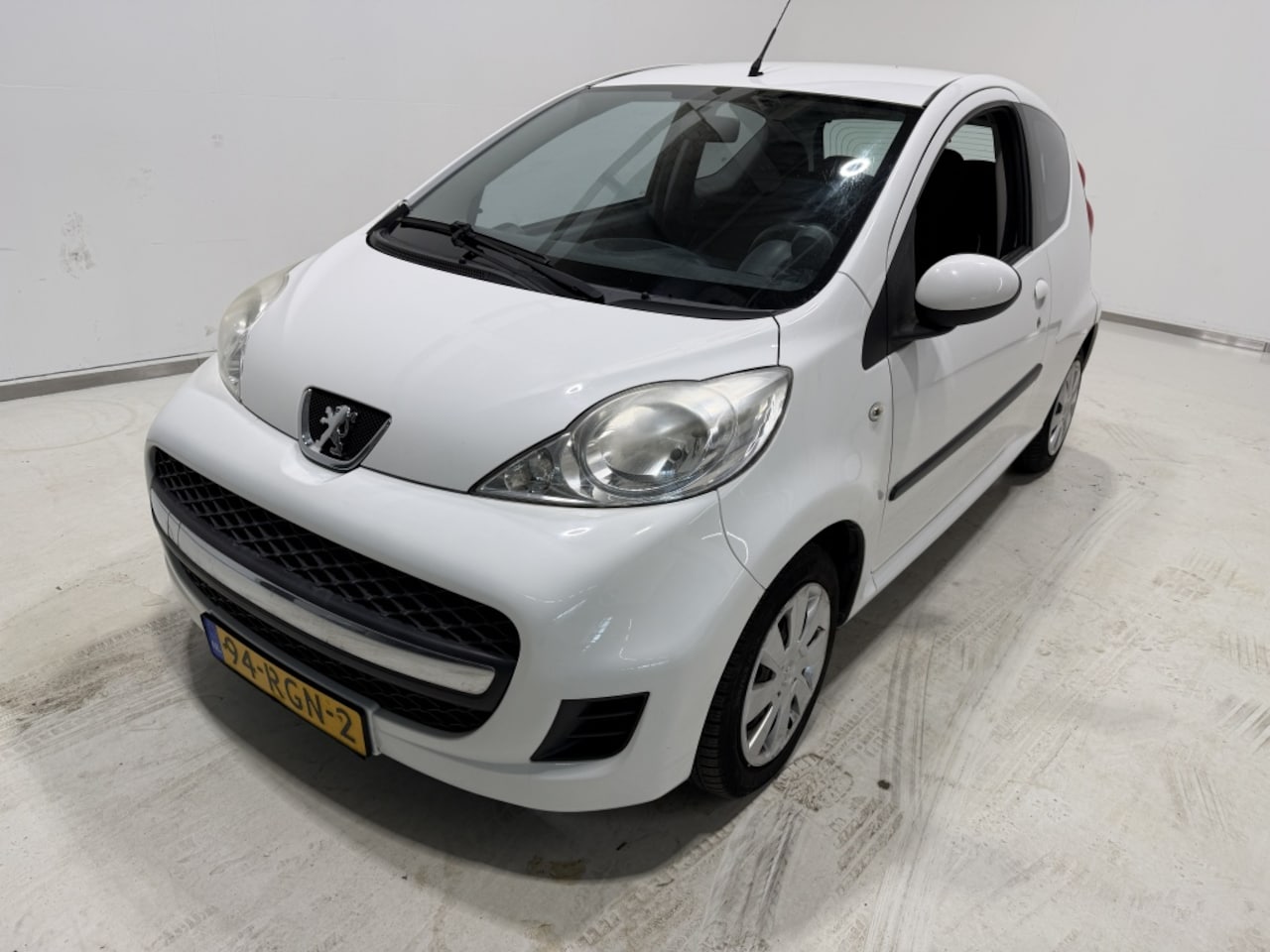 Peugeot 107 - 1.0-12V XS 1.0-12V XS - AutoWereld.nl