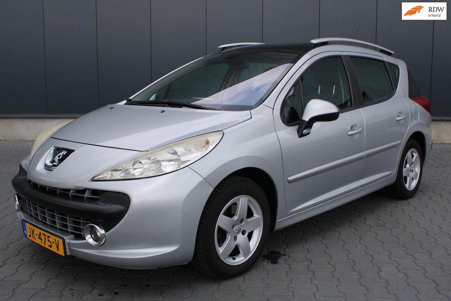 Peugeot 207 SW - 1.4 VTi X-line NIEUWE APK TREKHAAK - AutoWereld.nl