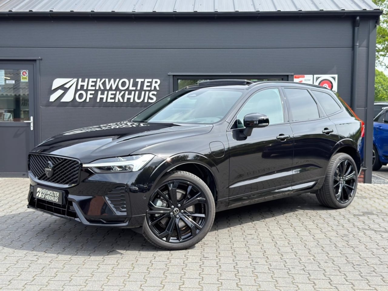 Volvo XC60 - T8 Ultra Black Edition Recharge AWD | Facelift | 360 | H/K | Pan - AutoWereld.nl
