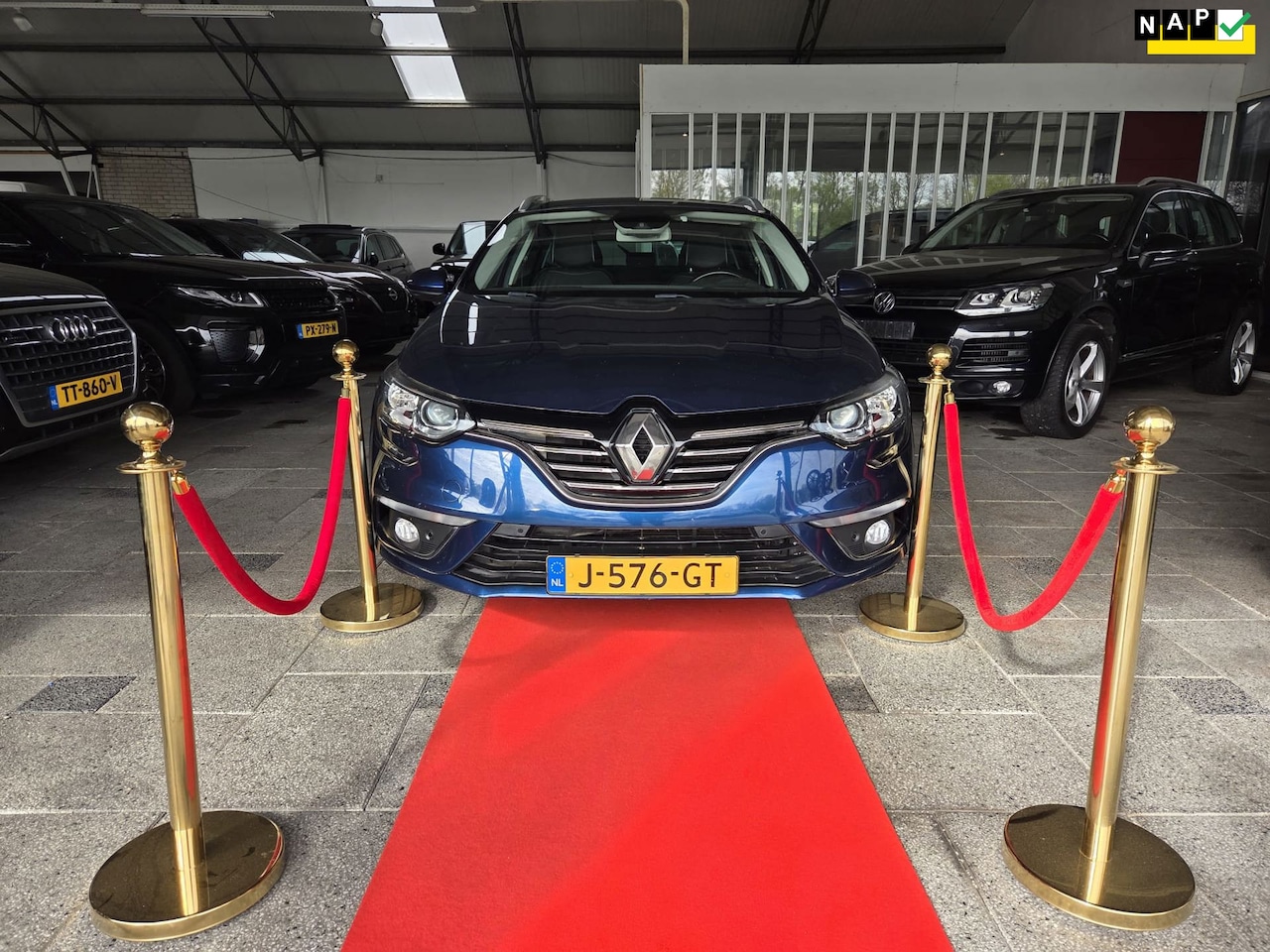 Renault Mégane Estate - 1.3 TCe Bose NAVI CAMERA FULL! 2020 - AutoWereld.nl