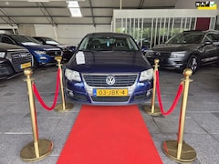 Volkswagen Passat - 2.0 TDI 103kW AUTOMAAT SEDAN LIMOSINE