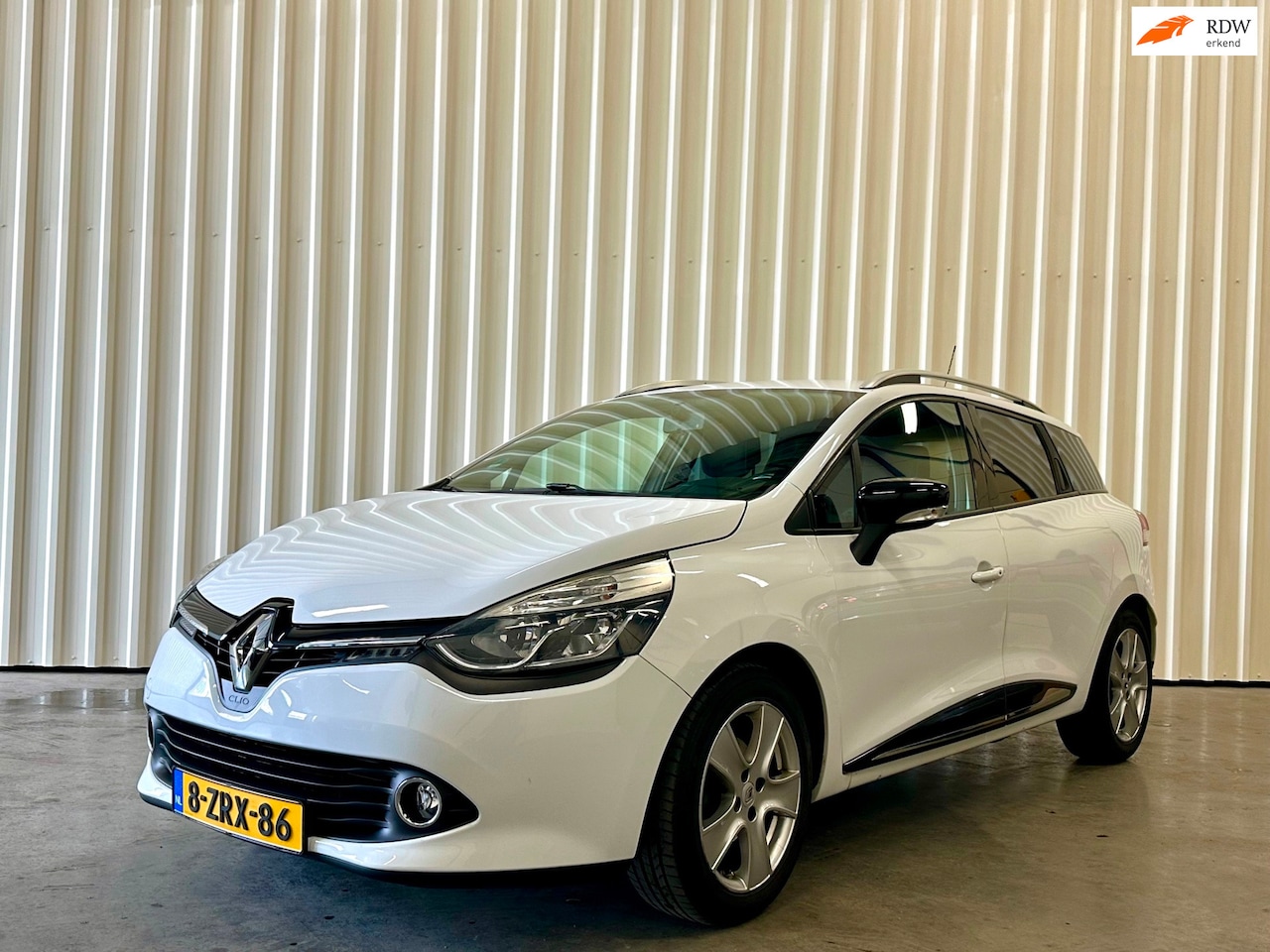 Renault Clio Estate - 0.9 TCe Dynamique Navi - AutoWereld.nl