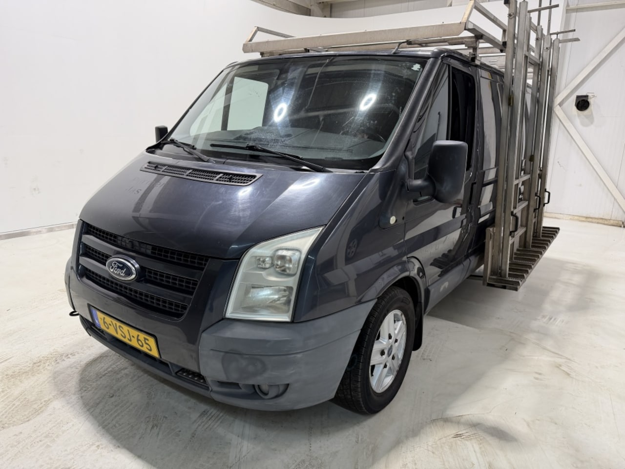 Ford Transit - 260S 2.2 TDCI SHD 260S 2.2 TDCI SHD - AutoWereld.nl