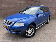 Volkswagen Touareg - 3.2 V6 |Dakje |Nap |Leder |Lees tekst