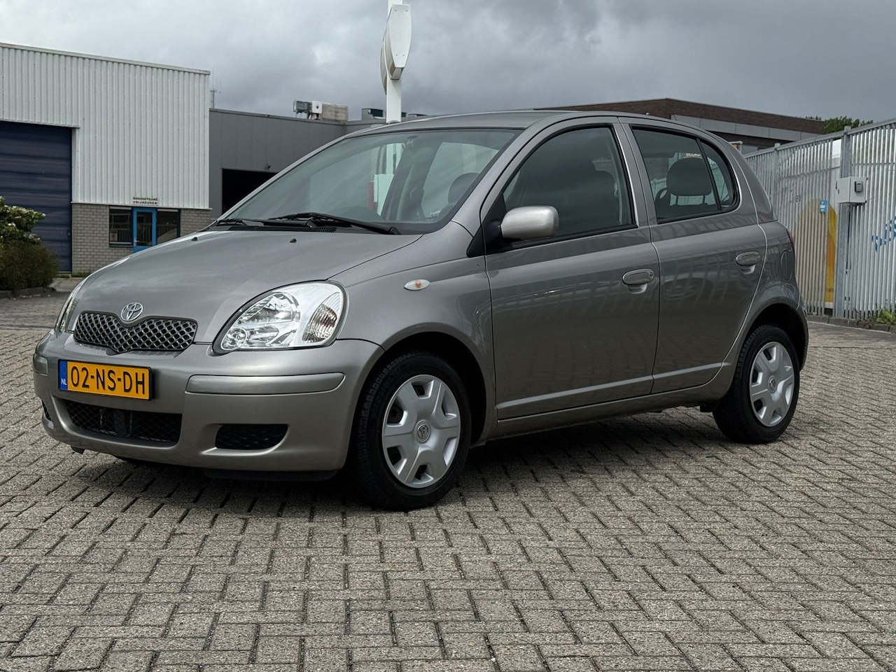 Toyota Yaris - 1.3 VVT-i Sol#VolAutomaat#Nap#Airco#5drs - AutoWereld.nl