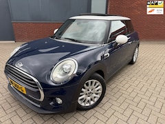 MINI Cooper - 1.5 Chili Serious Business PANORAMADAK/NAVIGATIE/LEDER/BI-XENON/HARMAN KARDON/BOMVOL/ORIGI