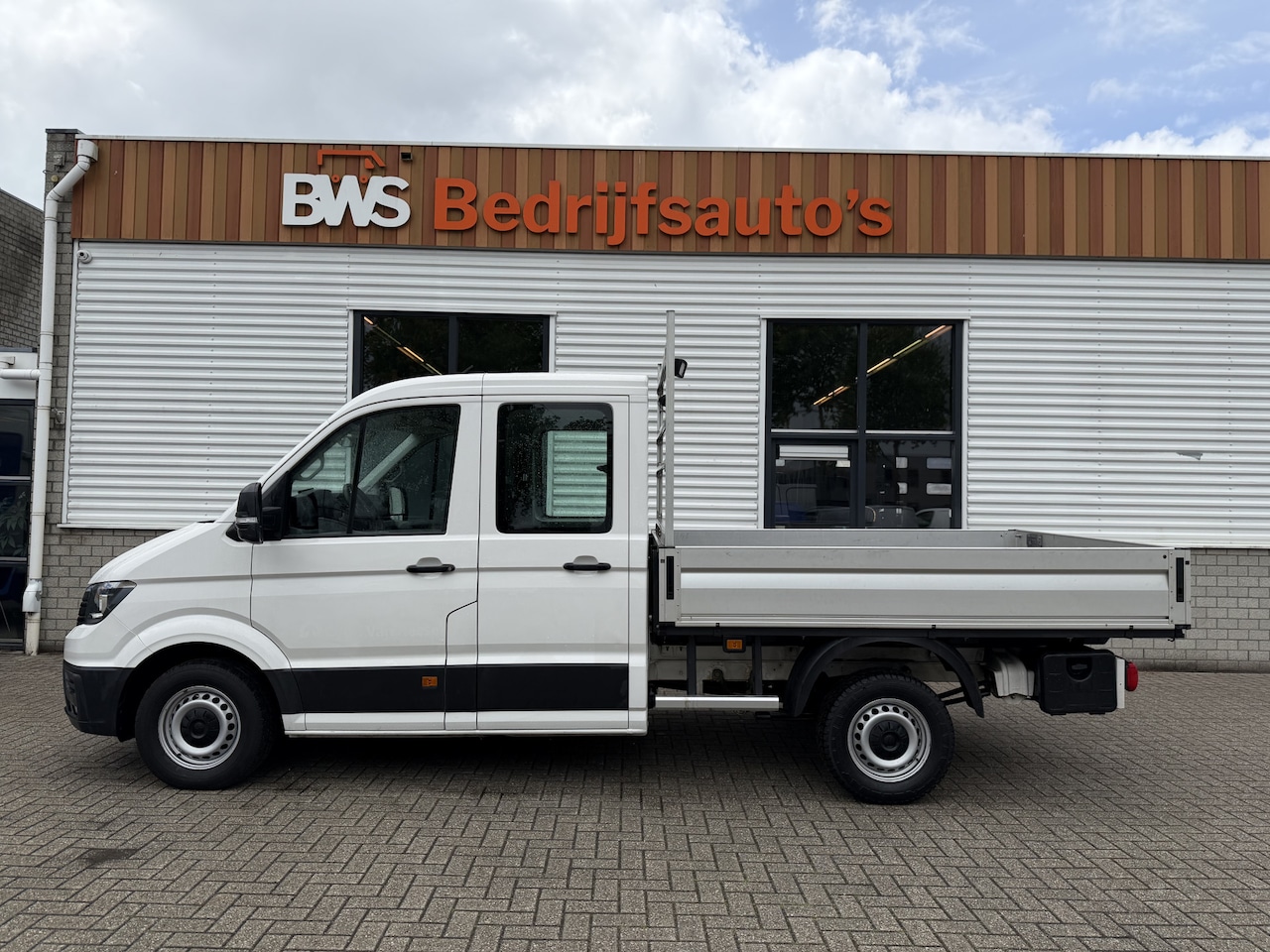 Volkswagen Crafter - 35 2.0 TDI 177pk L3 EL DC 6 persoons Comfortline / RWD achterwielaandrijving / euro 6 / le - AutoWereld.nl