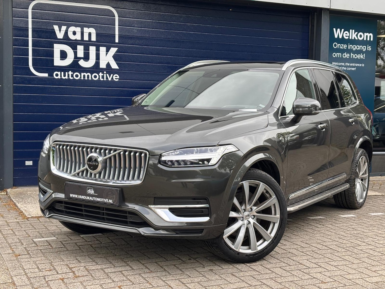 Volvo XC90 - 2.0 T8 Recharge AWD INSCRIPTION PANORAMADAK LEDER NAPPA HEAD UP HARMAN KARDON PILOT ASSIST - AutoWereld.nl