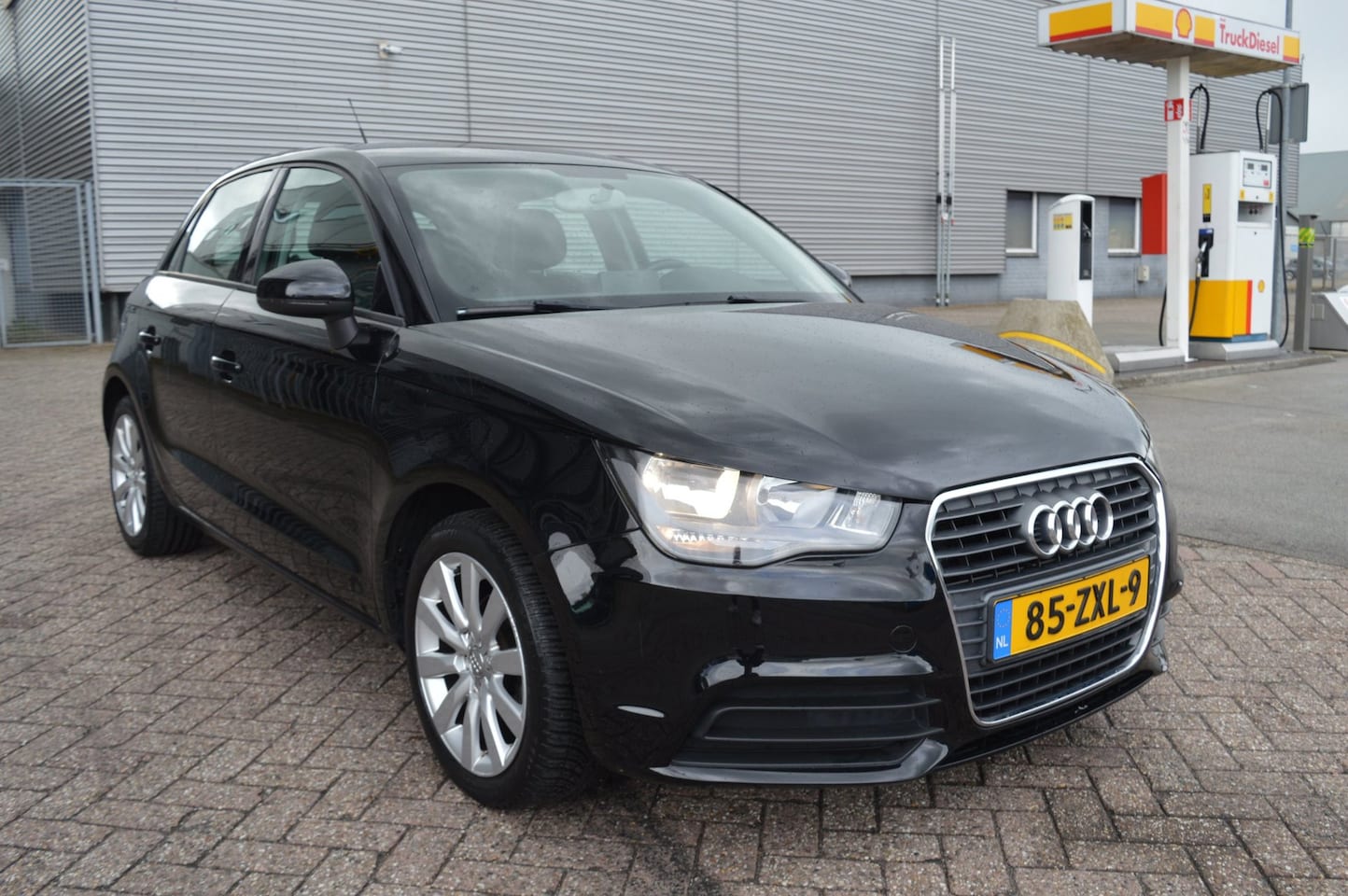 Audi A1 Sportback - 1.2 TFSI Connect bj13 navi airco elec pak - AutoWereld.nl