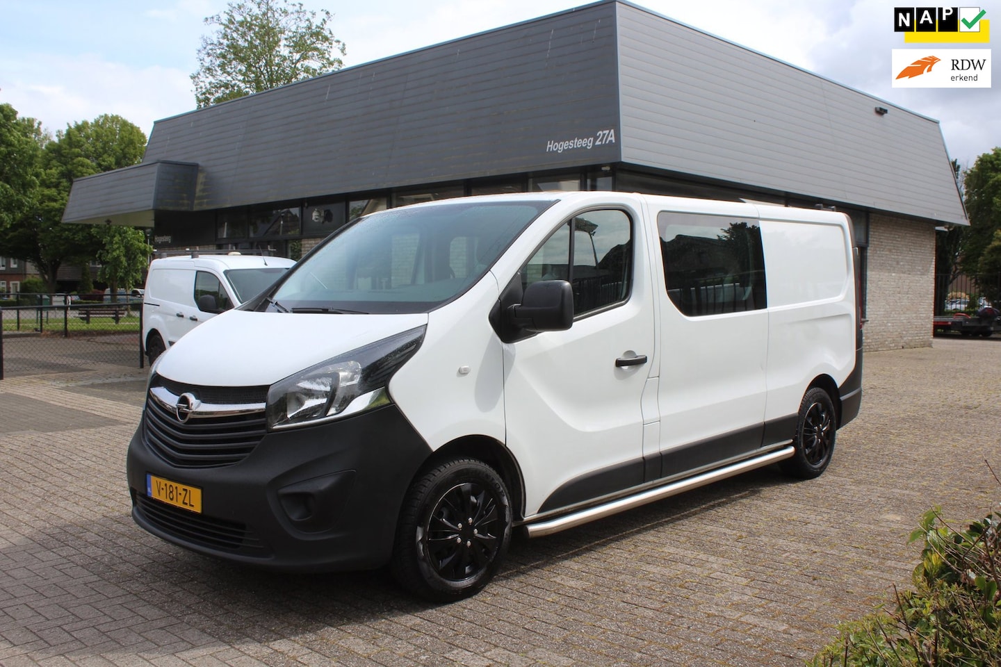 Opel Vivaro - DUBBEL CABINE LANGE UITV 1.6 CDTI L2H1 DC Edition - AutoWereld.nl
