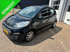 Peugeot 107 - 1.0 Première Leuke complete auto met weinig kilometers
