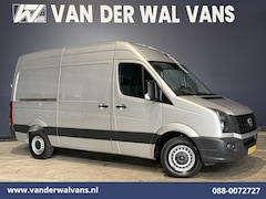 Volkswagen Crafter - 2.0 TDI 136pk L3H3 L2H2 Airco | Trekhaak 2800kg | 3- Zits | Chauffeursstoel | Navigatie Cr