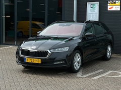 Skoda Octavia Combi - 1.0 e-TSI Business Edition/CAMERA/CARPLAY/STOELVERWARMING/NETTE STAAT