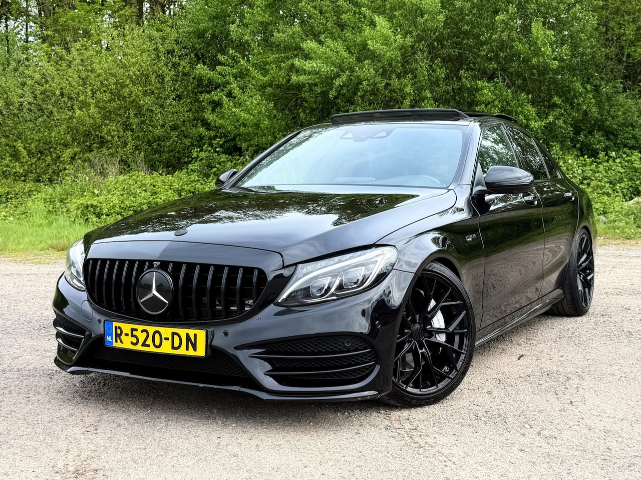 Mercedes-Benz C-klasse - 400 4MATIC | AMG-PAKKET |420PK | BOMVOL | PANO | STERRENHEMEL | - AutoWereld.nl