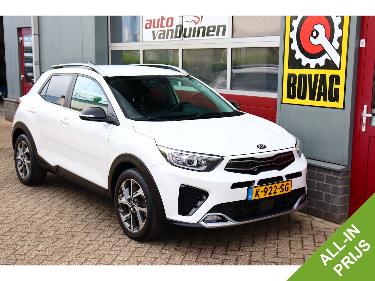 Kia Stonic - 1.0 T-GDi MHEV GT-Line O.a: Navi, Clima, Cruise, PDC, Camera, Stoelverw, Etc. All-in prijs - AutoWereld.nl