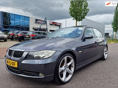 BMW 3-serie - 320i AUT PANO NAVI PSENSOR LEDER CRUISE 2 X SLEUTELS