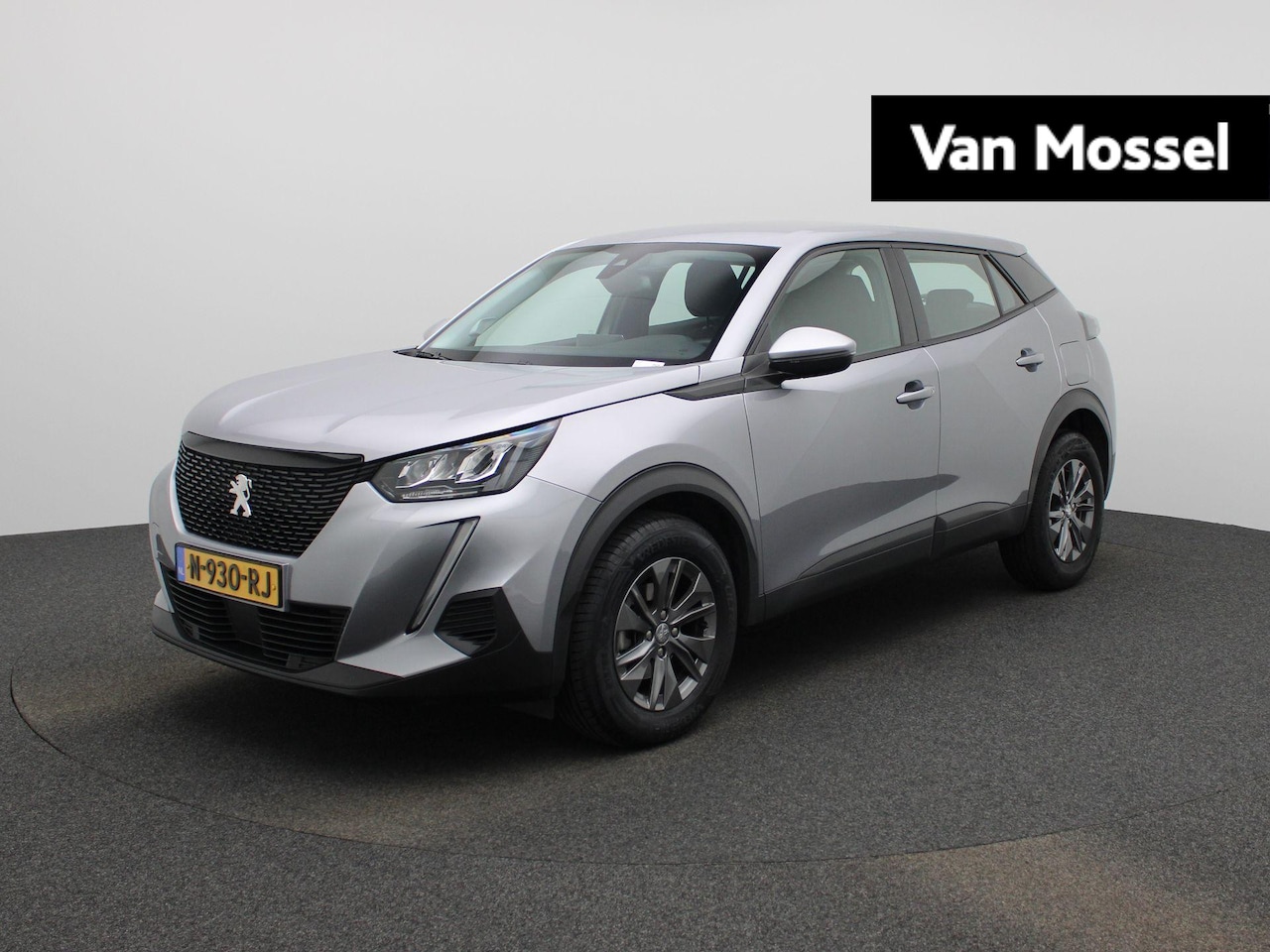 Peugeot 2008 - 1.2 PureTech Active Pack NAVIGATIE | APPLE CARPLAY | CAMERA | PDC | LMV | CRUISE | CLIMA | - AutoWereld.nl
