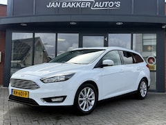 Ford Focus Wagon - 1.0 Titanium ✅ Stoel + stuur verw ✅ half leer ✅ trekhaak ✅