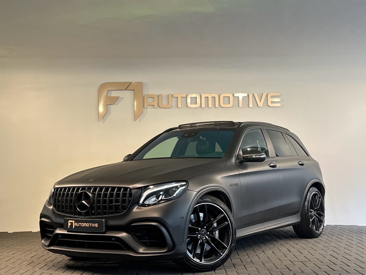 Mercedes-Benz GLC-klasse - AMG 63 4MATIC+ Pano|Sfeer|Burmester - AutoWereld.nl